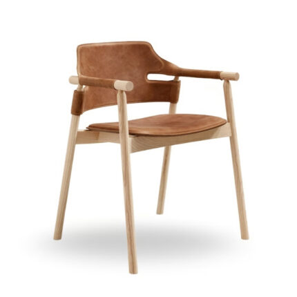 SUITE CHAIR