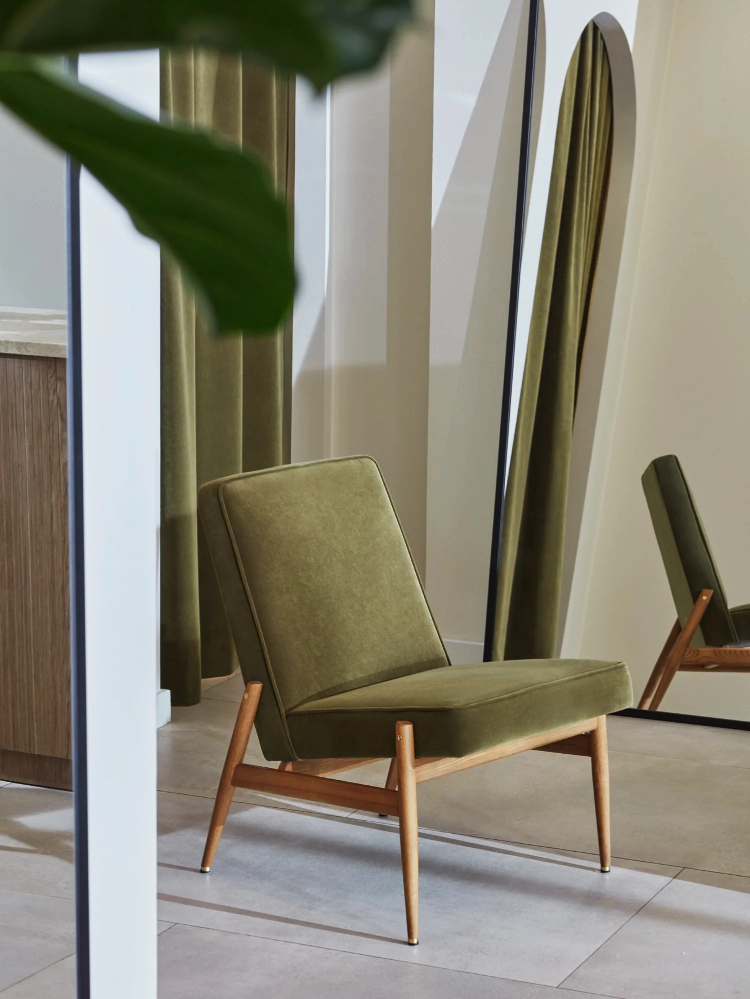 FOXCC_mood_2_2048x2048