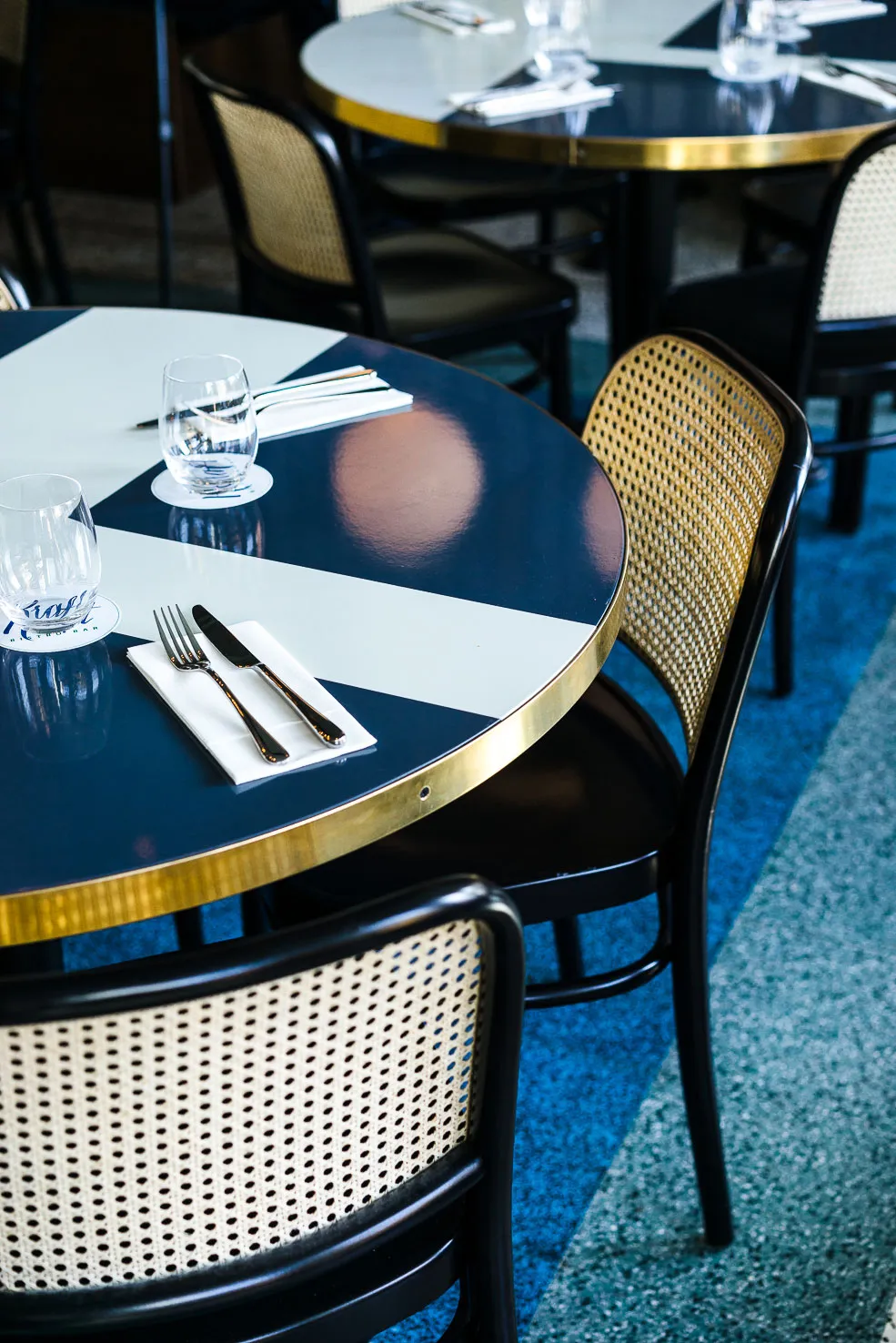 Paged-A-benko-KRAFT-restaurant-Radom-chair-inspirations-for-premises