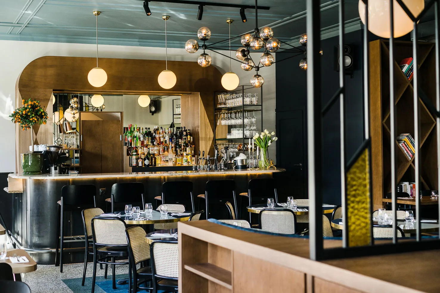 Paged-A-benko-KRAFT-restaurant-Radom-inspirations-modern-chairs-for-restaurants